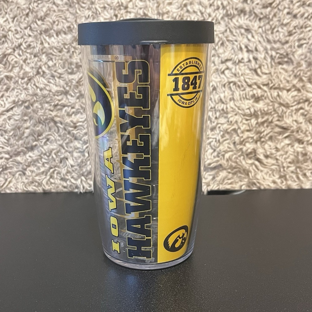Iowa Hawkeyes Tervis Tumbler Double Wall Insulated 16 Ounce Black Lid Hot Cold
